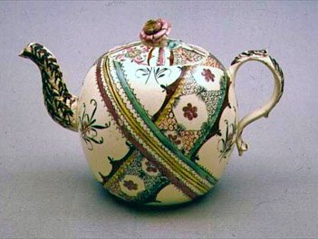 Staffordshire Creamware Teekanne, ca. 1770 von English School